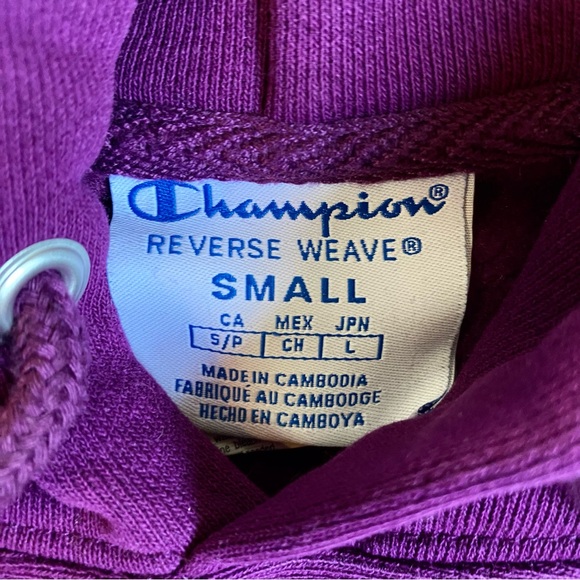 Champion reverse weave purple cut off cropped hoodie - Picture 2 of 2